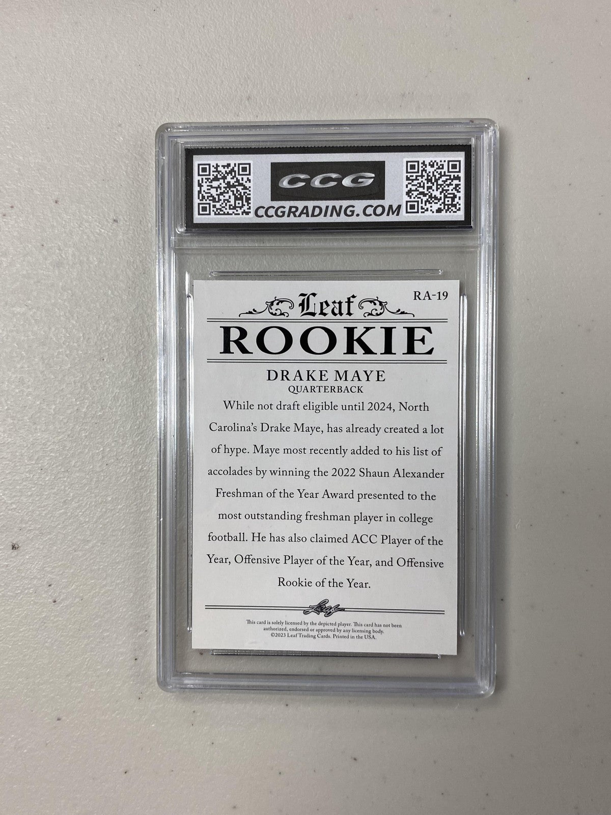 Drake Maye 2023 Leaf Rookie Achievement RA-19 CCG 10 Rookie
