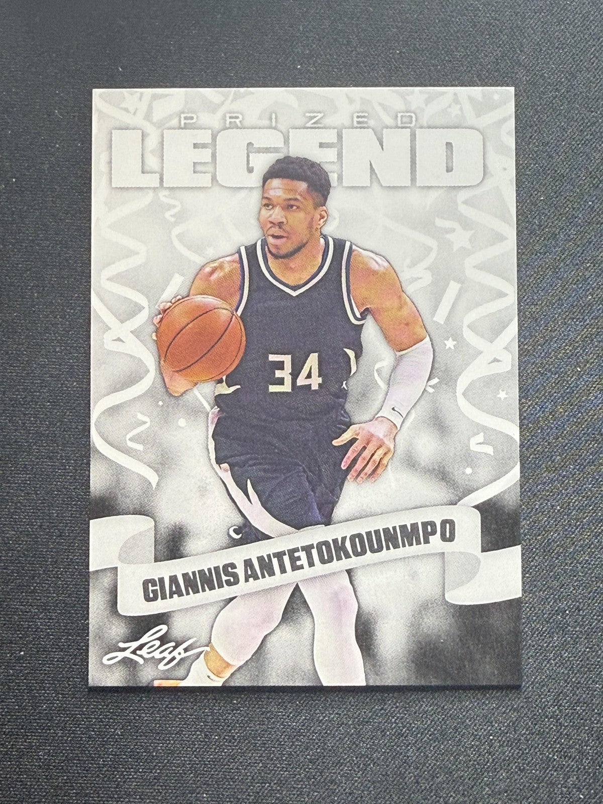 Giannis Antetokounmpo 2024 Leaf Prized Legend RC 10 count lot