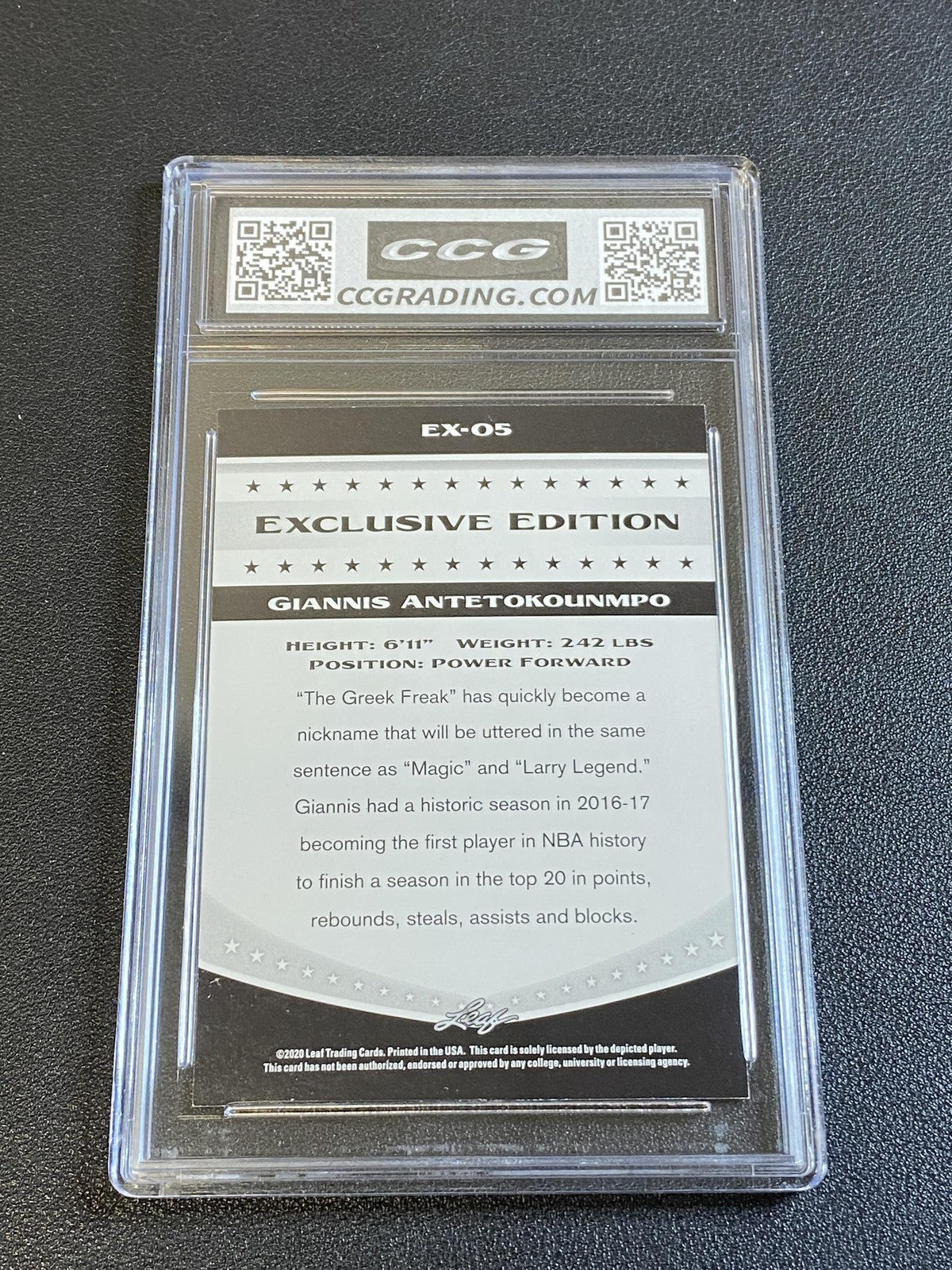 Giannis Antetokounmpo 2020 Leaf Exclusive CCG 10 Bucks