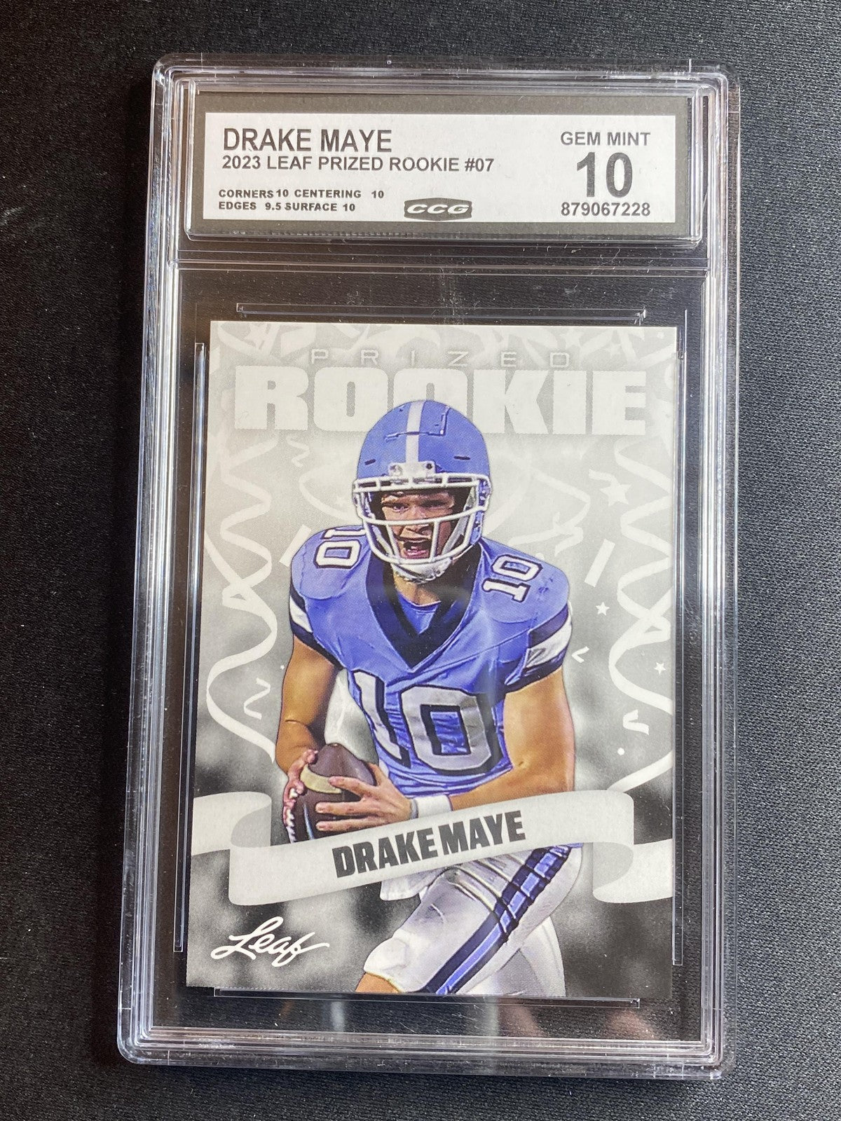 Drake Maye 2023 Leaf Prized Rookie 7 CCG 10 RC