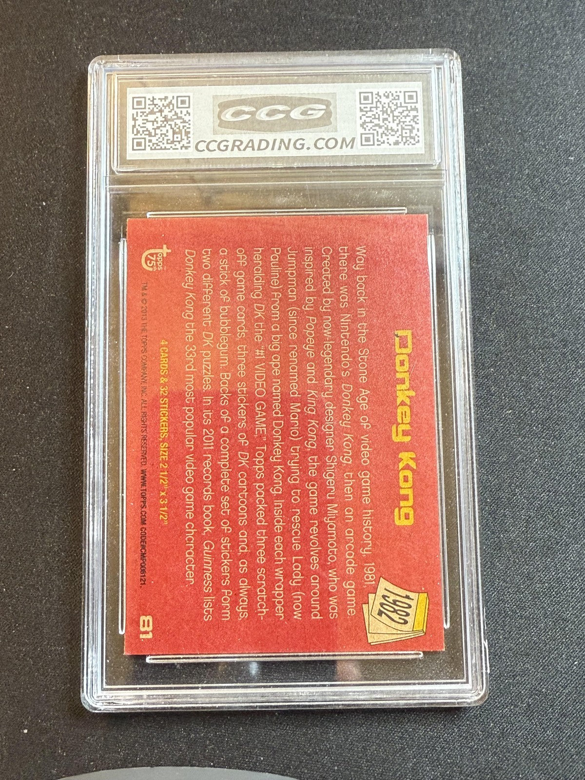 Donkey Kong 2013 Topps 75th Anniversary CCG MINT AUTHENTIC