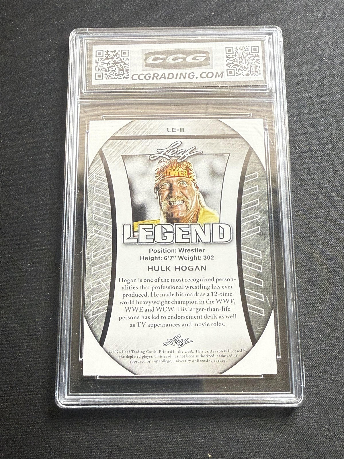 Hulk Hogan 2024 Leaf Legend Flag CCG 10 USA