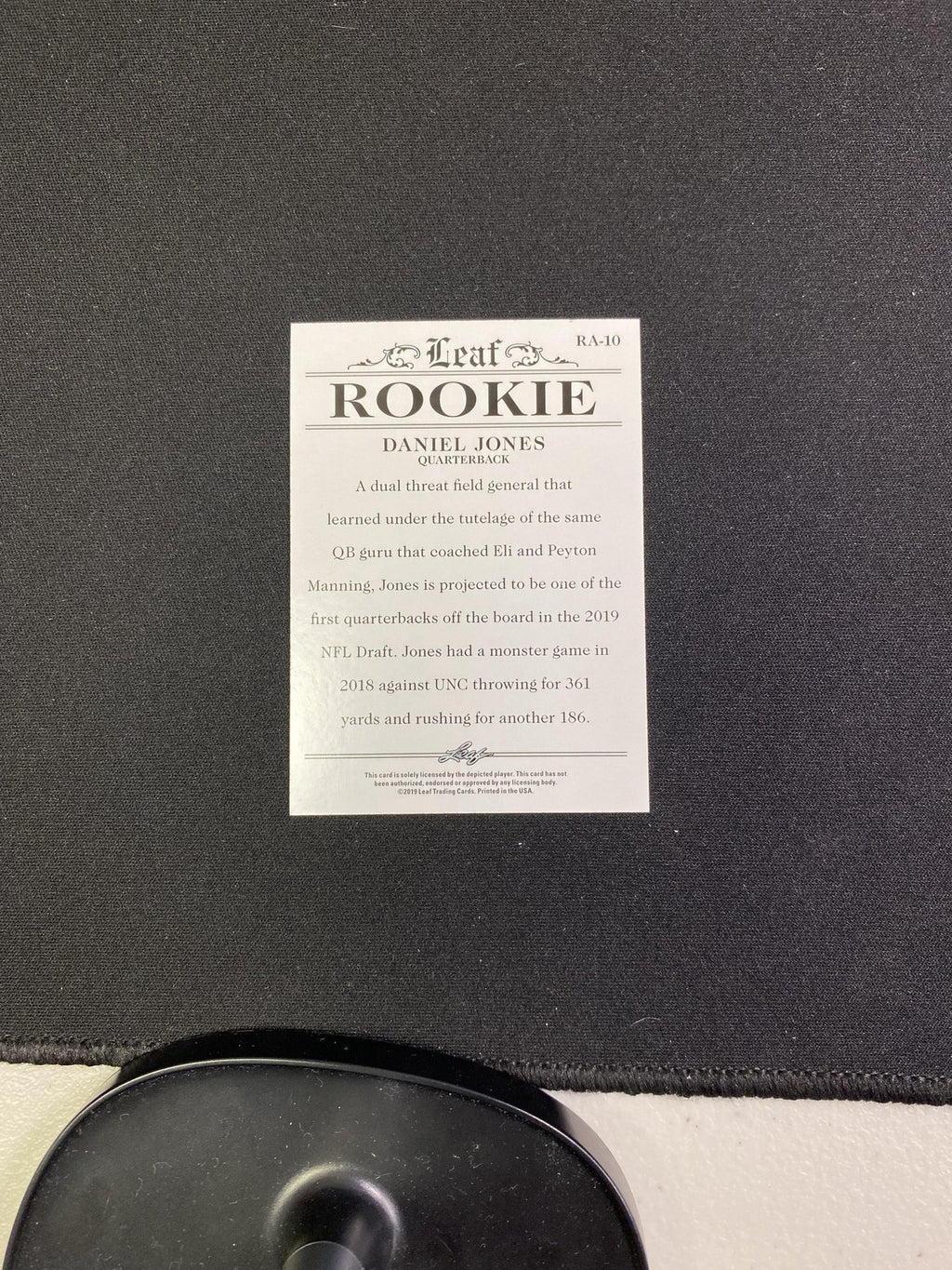 Daniel Jones 2019 Leaf Rookie Achievement Purple /10 CCG Colts Rookie