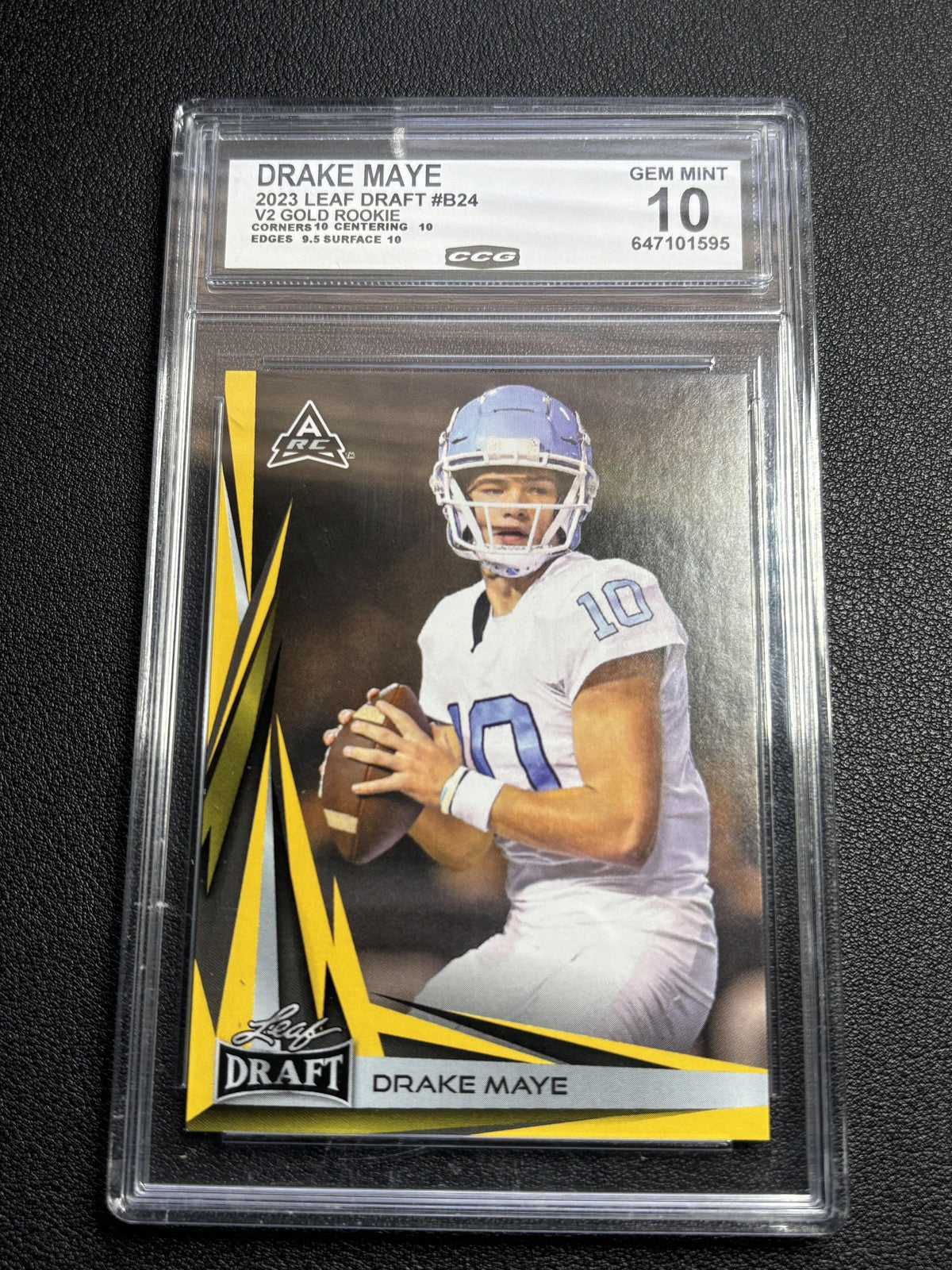 Drake Maye 2023 Leaf Draft V2 Gold Rookie CCG 10