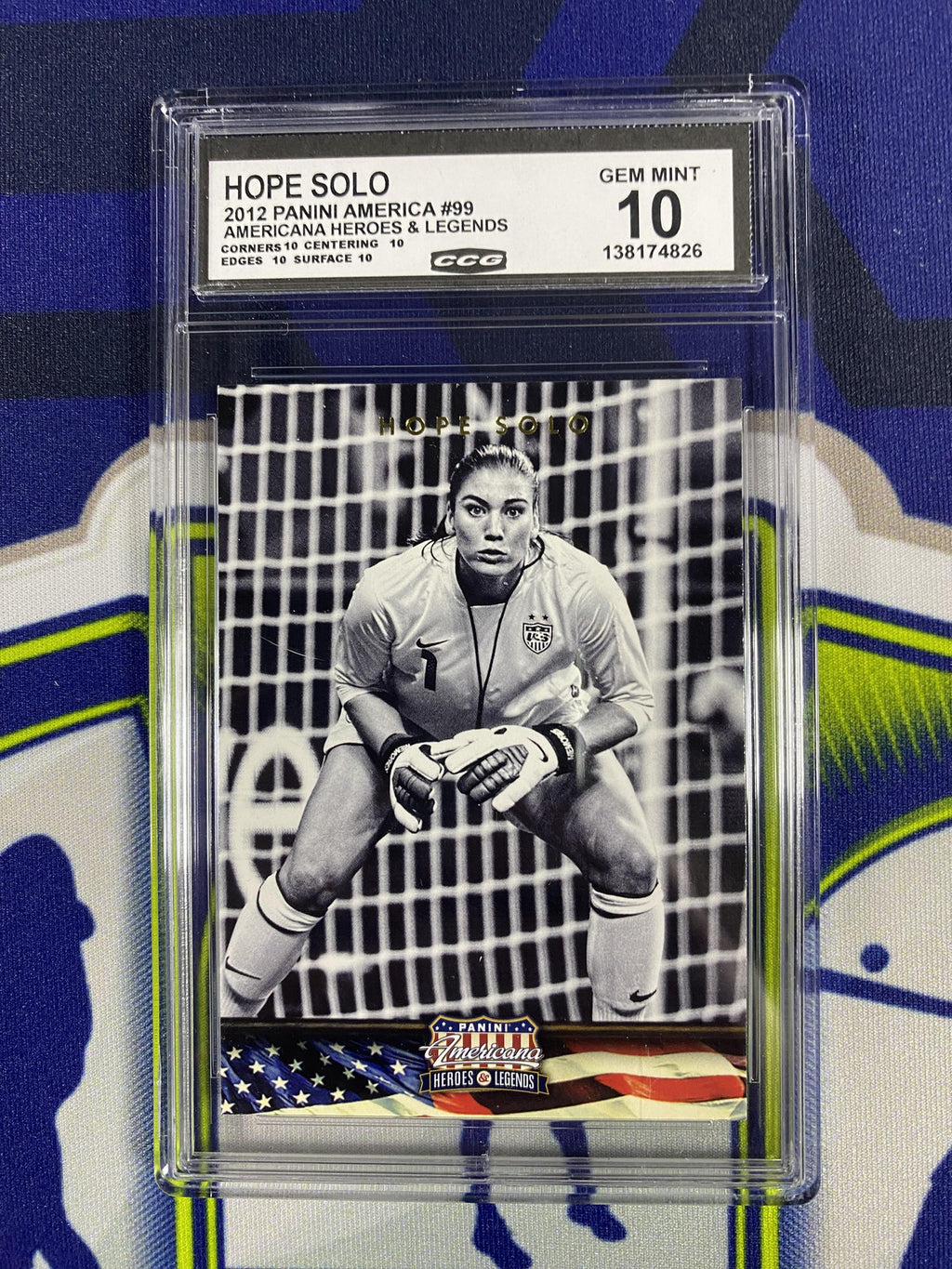 Hope Solo 2012 Panini America 99 Heroes & Legends CCG 10 RC
