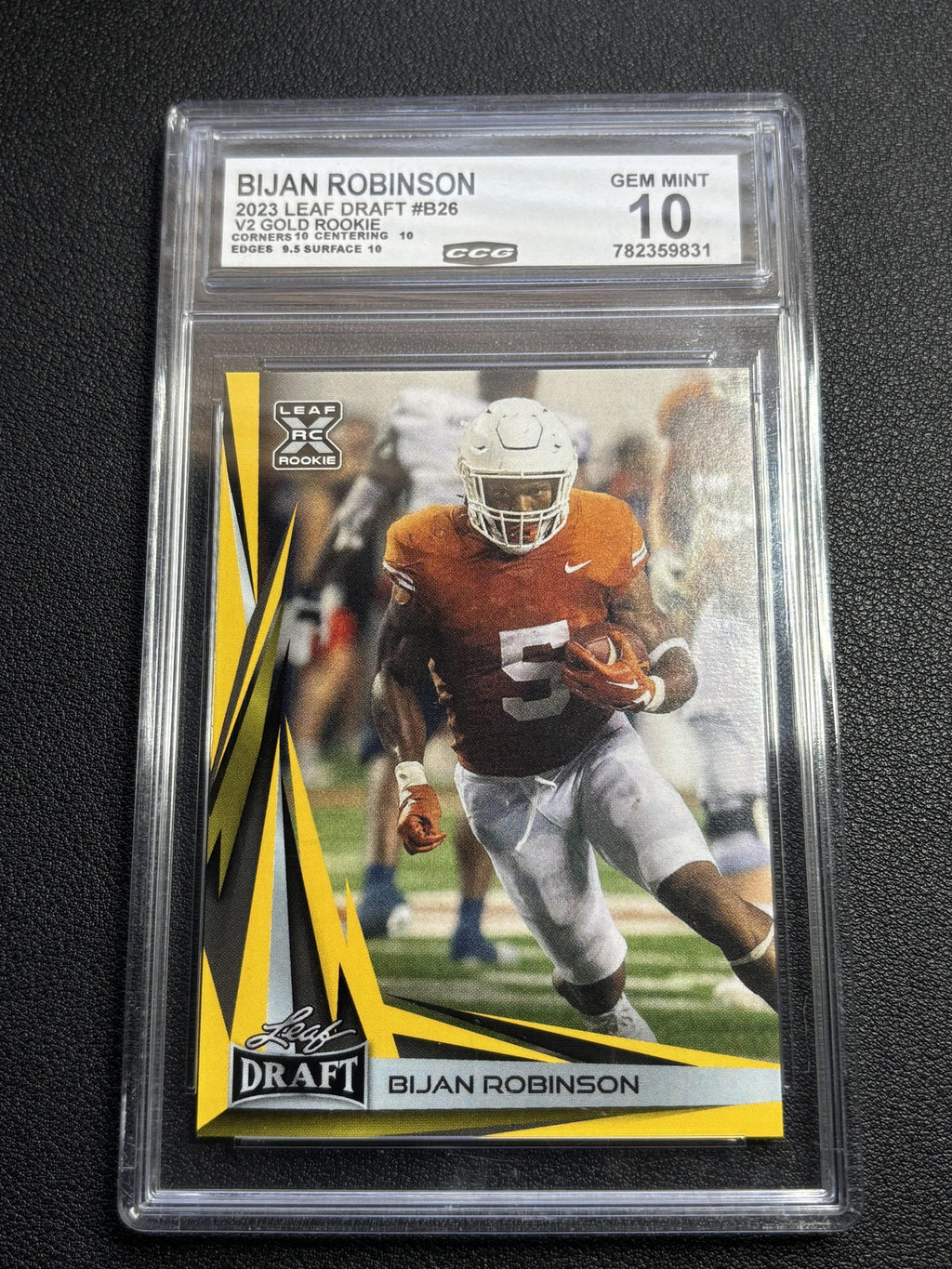 Bijan Robinson 2023 Leaf Draft V2 Gold Rookie CCG 10